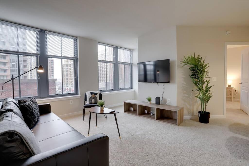 Bright And Cozy Apartment Near Pentagon City 알링턴 외부 사진
